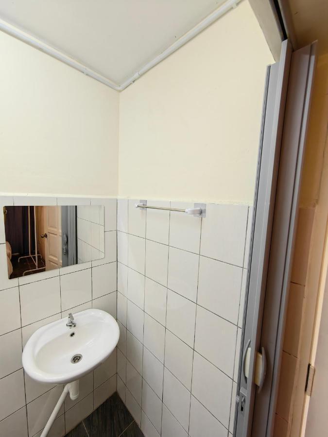 22A Hostel George Town  Kültér fotó