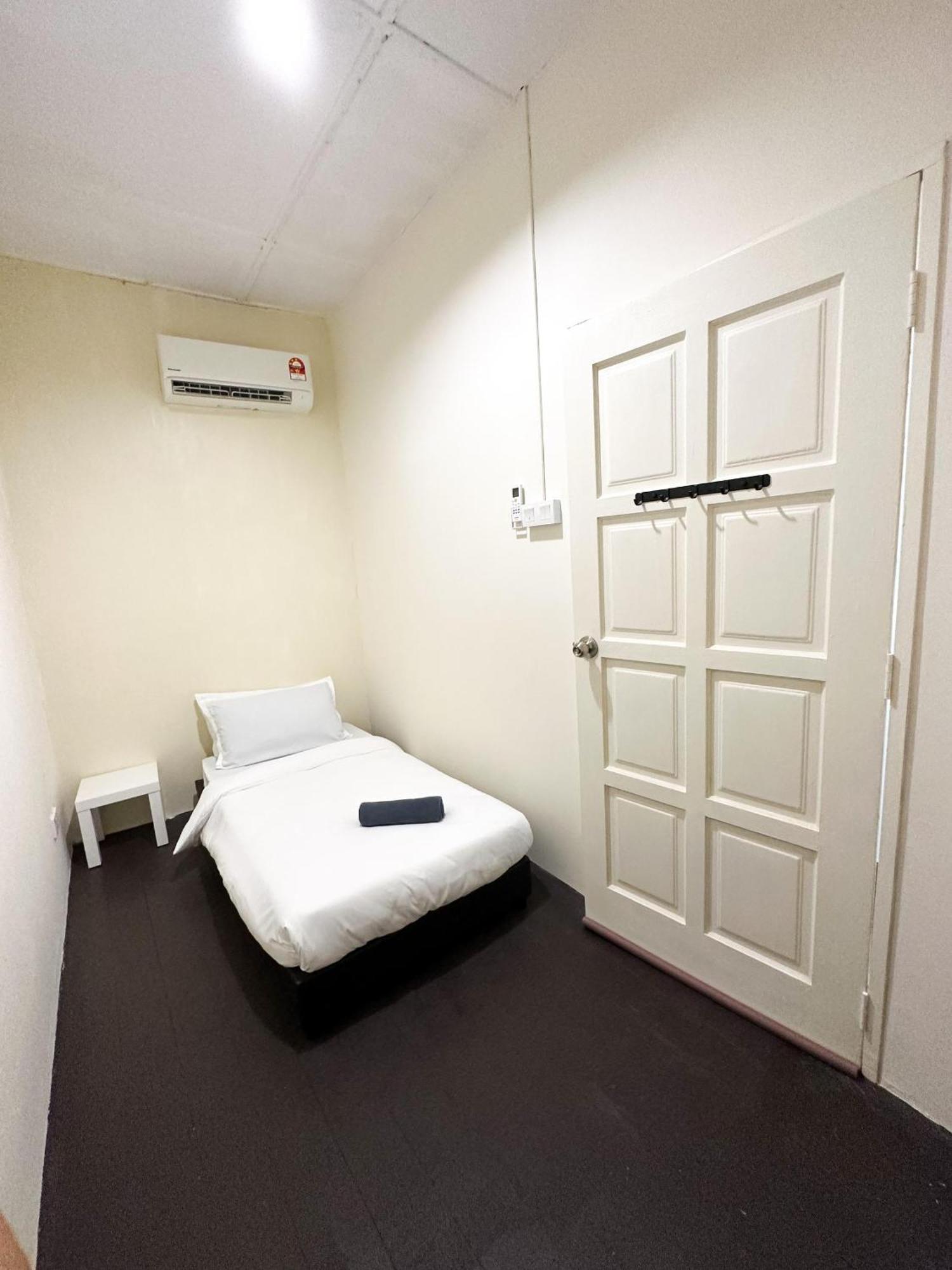 22A Hostel George Town  Kültér fotó